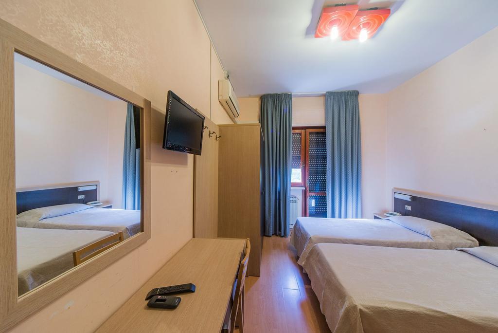 Hotel Del Camerlengo Fara San Martino Quarto foto