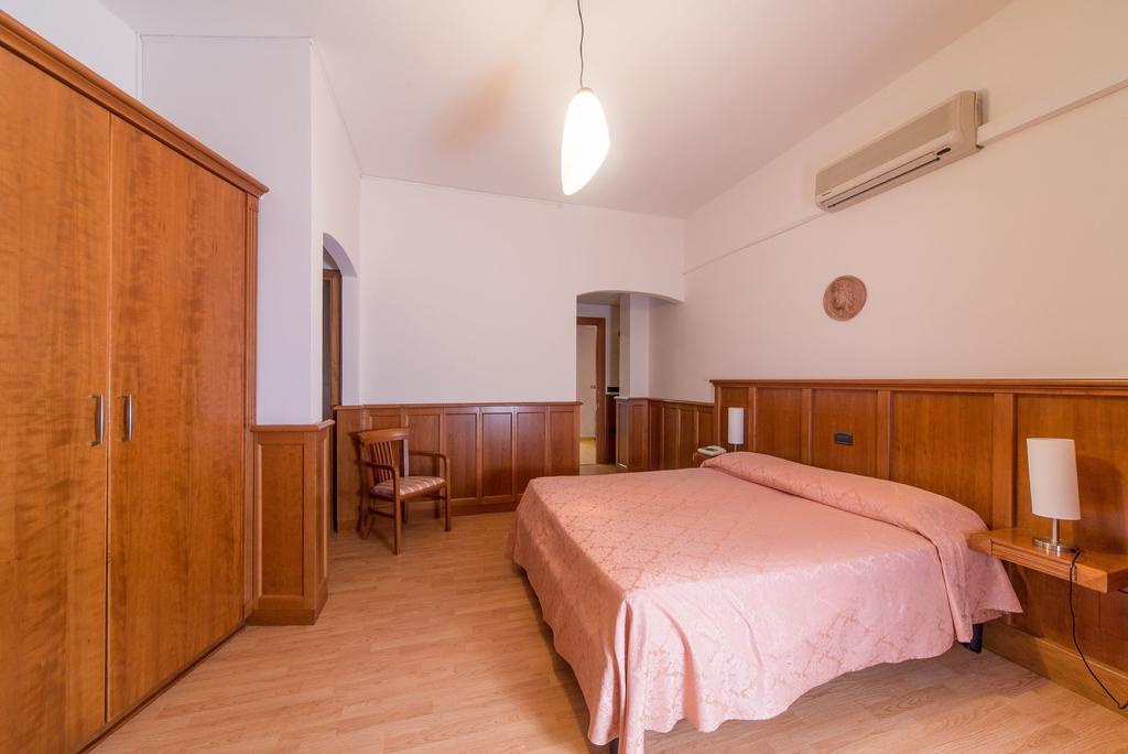 Hotel Del Camerlengo Fara San Martino Quarto foto