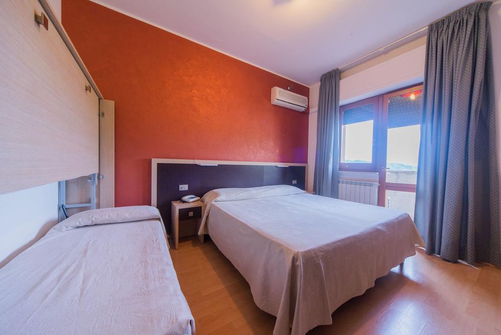 Hotel Del Camerlengo Fara San Martino Quarto foto
